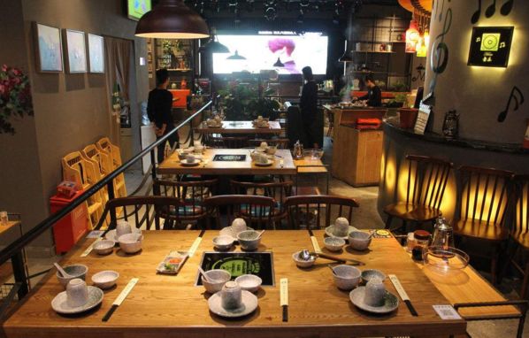 4個(gè)營(yíng)銷(xiāo)小妙招，能將沒(méi)客人的餐廳吸引大量客流！