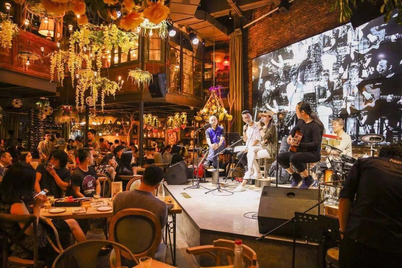 時(shí)尚主題餐飲 時(shí)尚主題餐飲