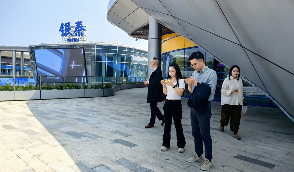 美御品牌策劃咨詢團隊市場走訪:探索衢州餐飲行業(yè)新風尚 美御品牌策劃咨詢團隊市場走訪:探索衢州餐飲行業(yè)新風尚